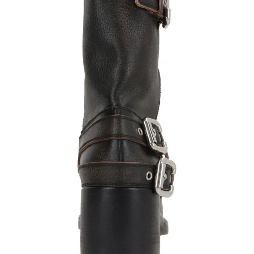 Chloé Buckled Textured leather ankle boots New condition - Picture 5 of 7